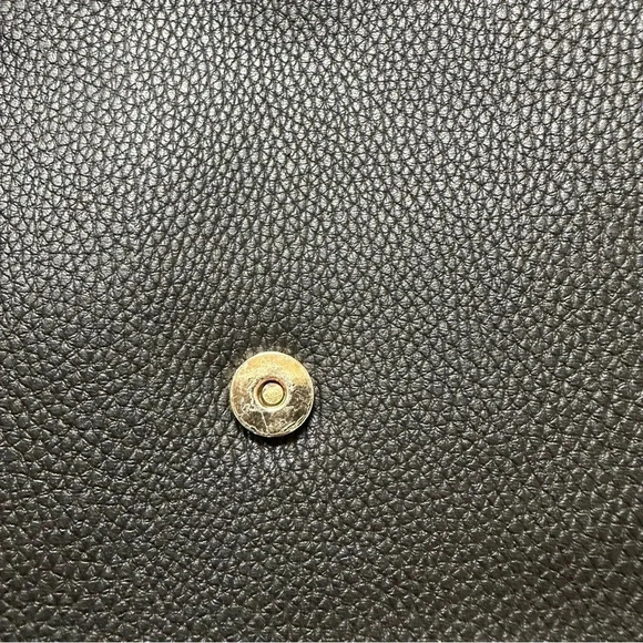 Marc New York Andrew Marc Black w/ Chain Detail Crossbody Purse - Picture 10 of 13